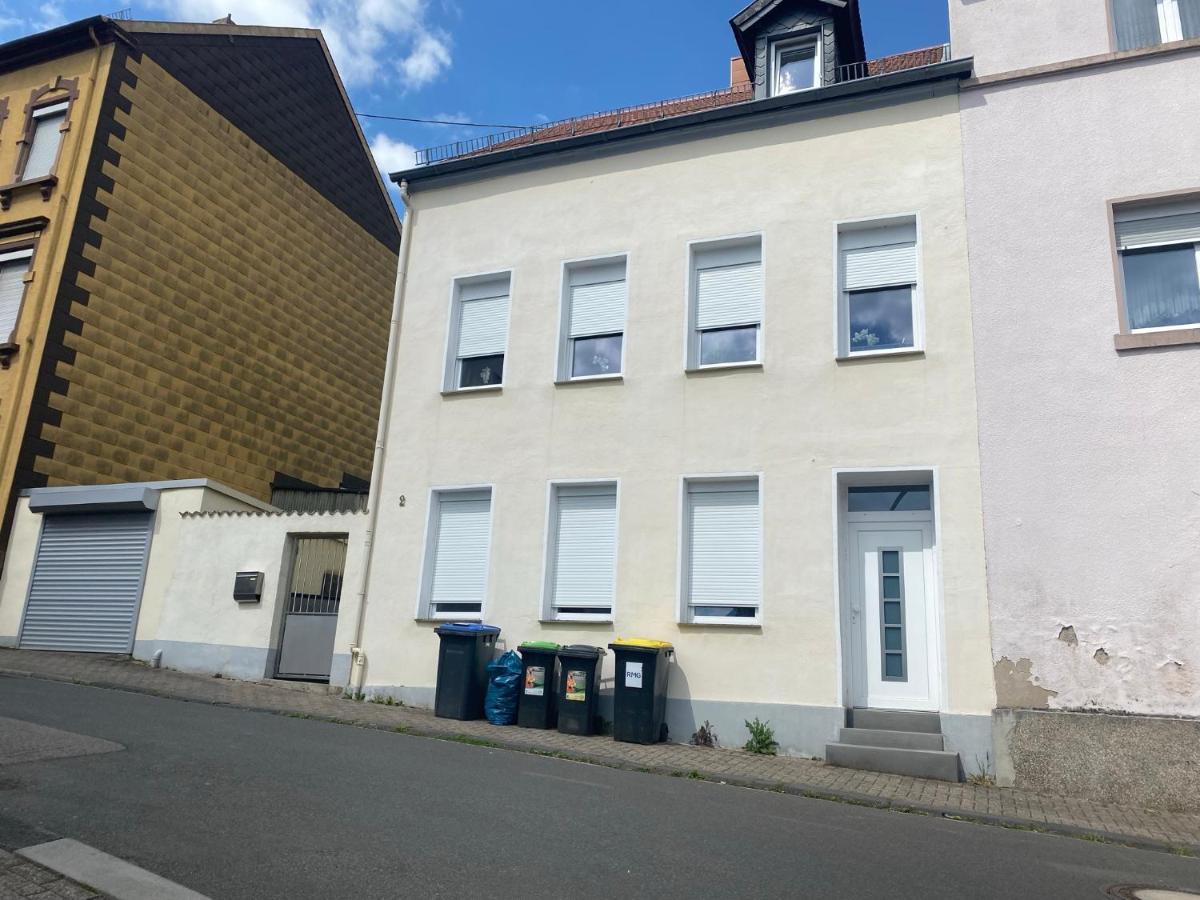 Apartments Lissy I Und II Neunkirchen  Exterior photo